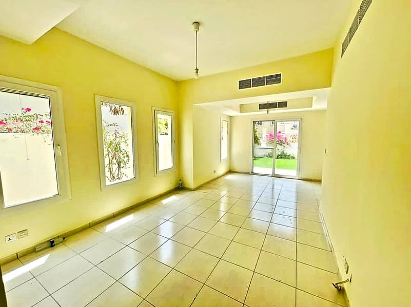 UPGRADED KITCHEN | 3BR + STUDY | WELL MAINTAINED