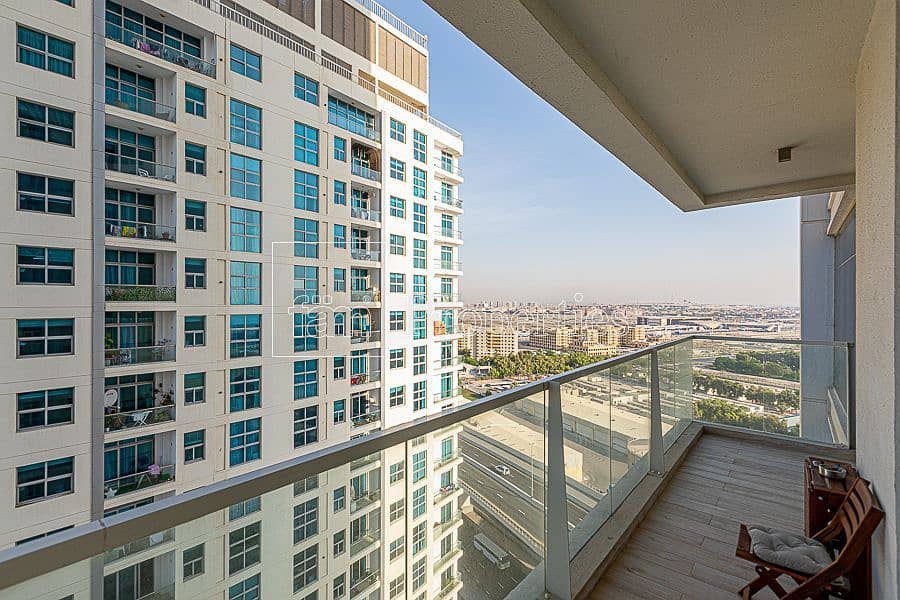 High Floor 2 BR with stunning view