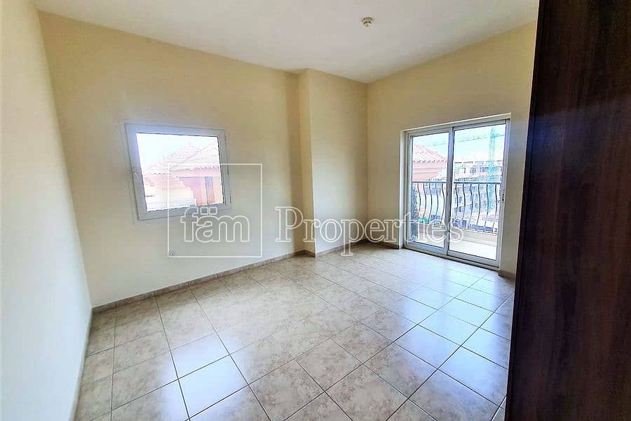 6 Ready to move/ low price/ motivated seller