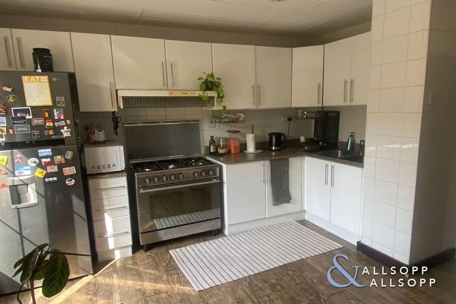 4 Vacant On Transfer | Upgraded | 2 Bedroom