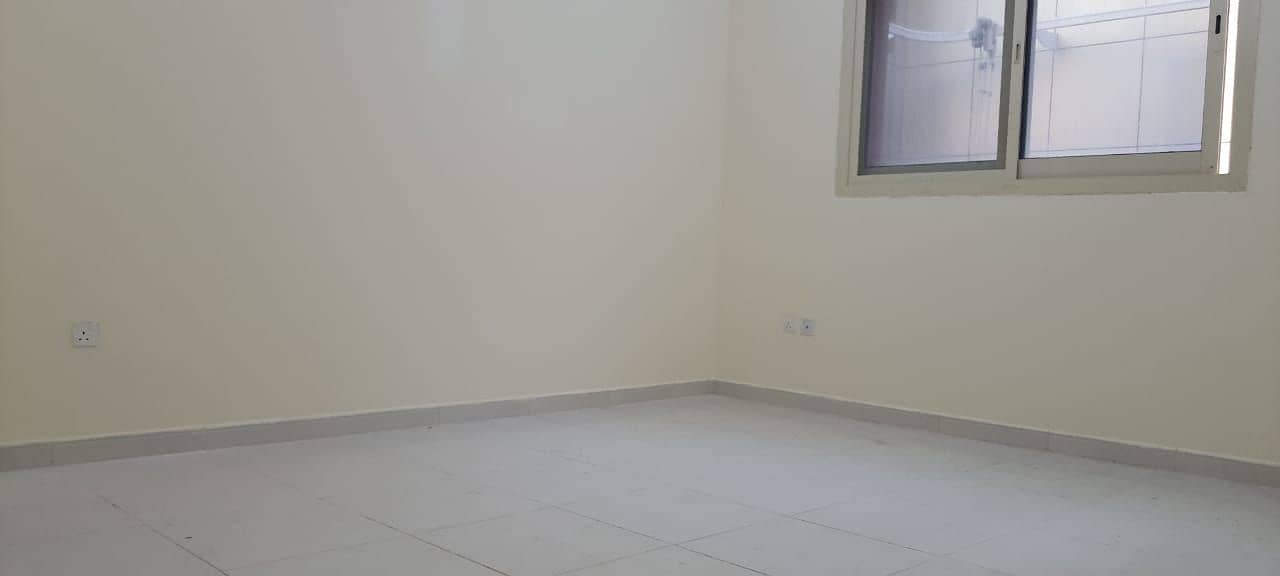 1 BEDROOM HALL CENTRAL AC WITH BALCONY AND PARKING NEAR METRO STATION