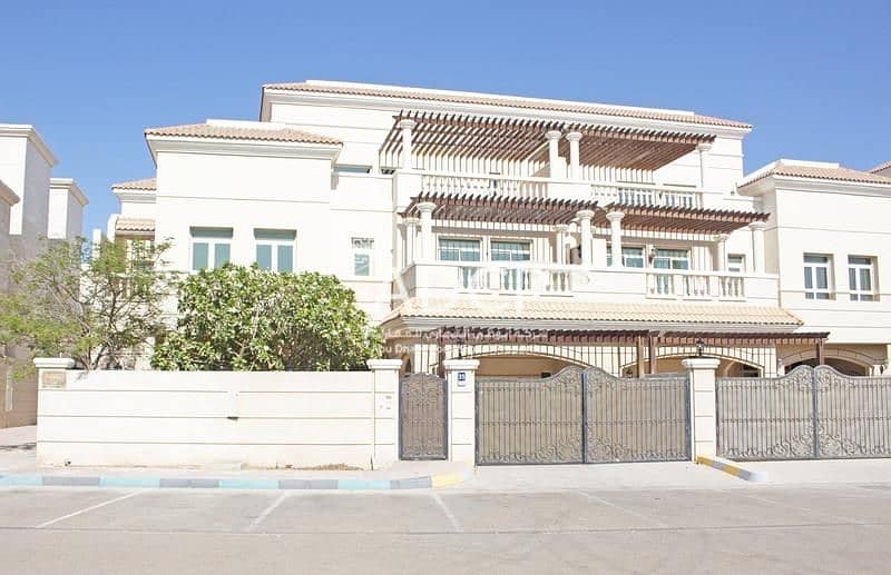 Вилла в Аль Нахьян, 5 спален, 250000 AED - 5520048