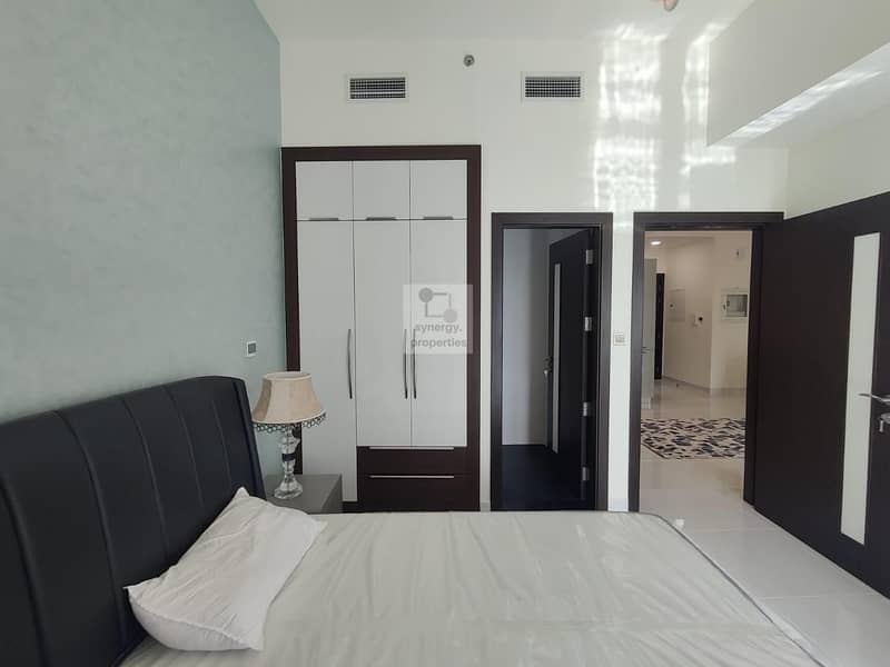 5 Fully Furnished lavish one bedroom apartment.