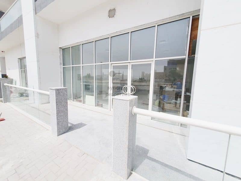 10 Brand New | Fitted Retail space | 8% Expected Roi