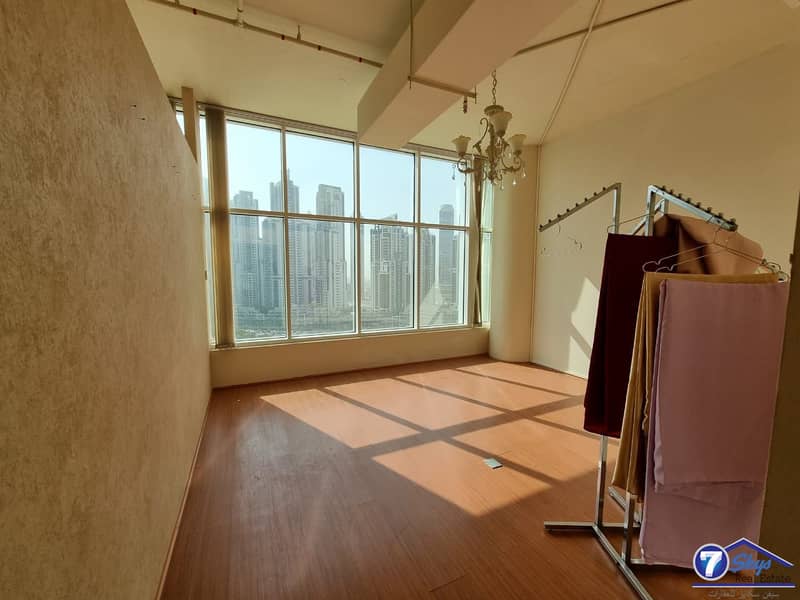 2 Fitted | Burj Khalifa view | Well  Maintained