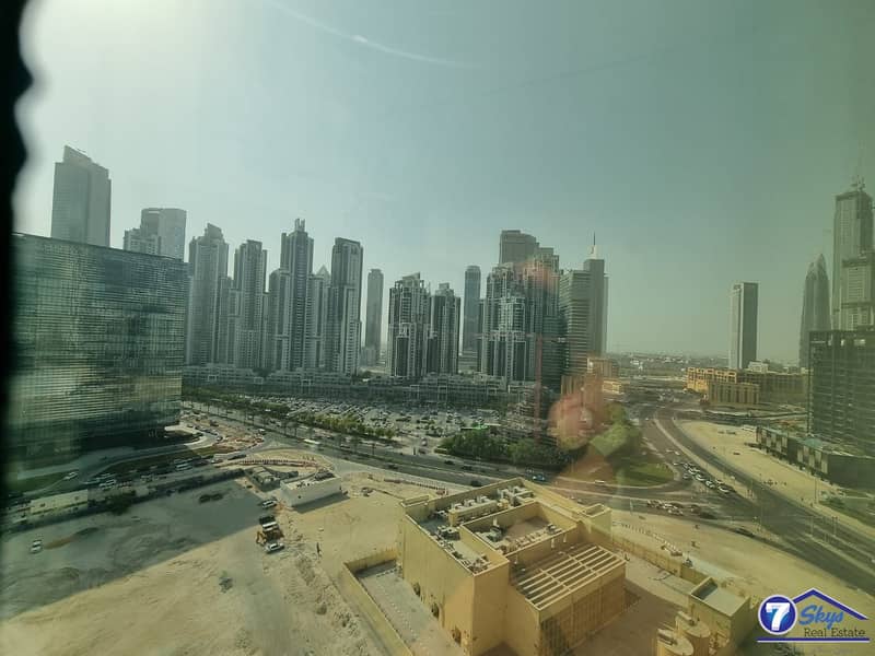 10 Fitted | Burj Khalifa view | Well  Maintained