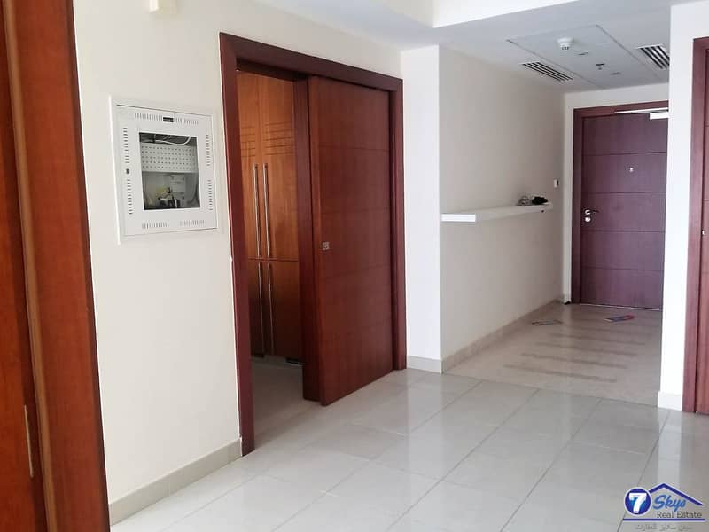 8 Clean and Spacious Apt for Sale | Great Location