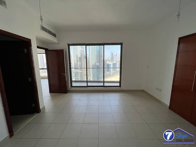 10 Top Floor | Burj Khalifa View | VACANT