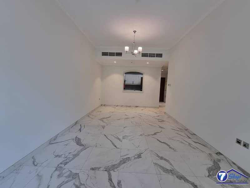 6 Canal View Apartment | Huge Balcony | 1BR