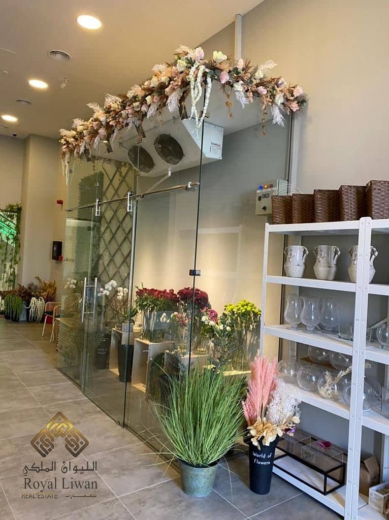 6 FLOWER SHOP | GREAT INVESTMENT & WELL MAINTAINED
