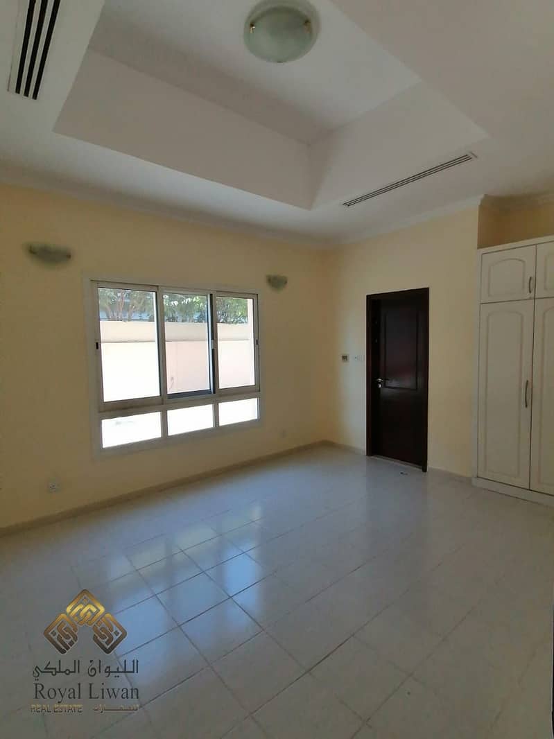 Stunning 5 BR Villa   Al Barsha 3 Rent 160k Only