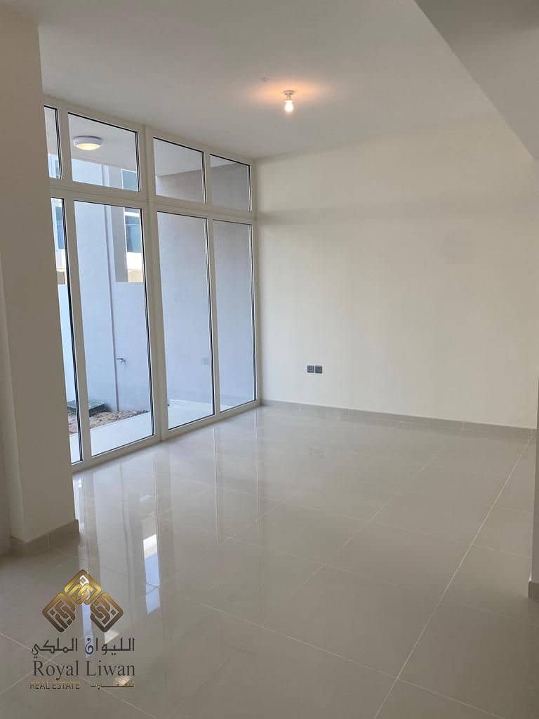 3 BR FOR RENT IN AKOYA OXYGEN