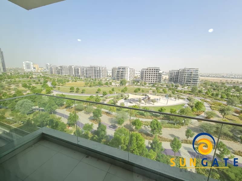 Vacant Brand New 3Bed+Maid Central Park Pool View