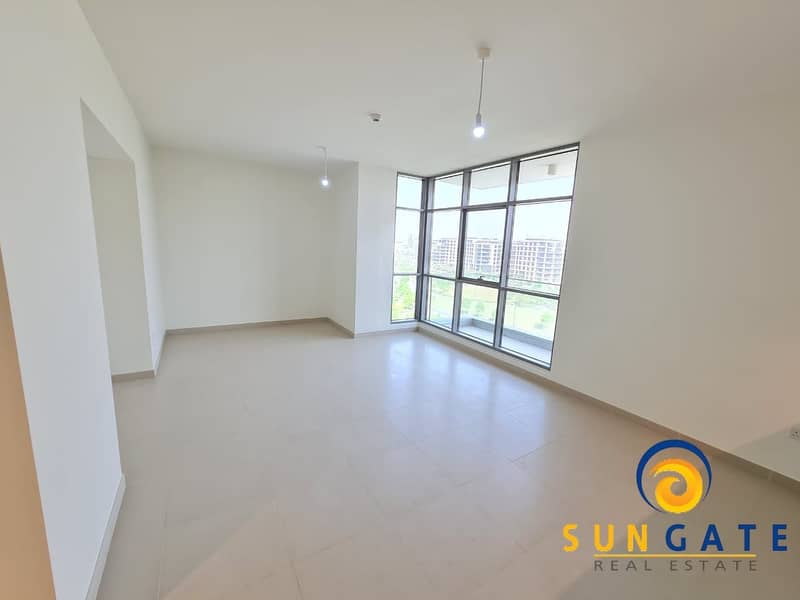 9 Vacant Brand New 3Bed+Maid Central Park Pool View