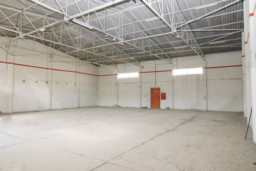 Vacant Warehouse Suitable for Industrial Storage With Parking Area