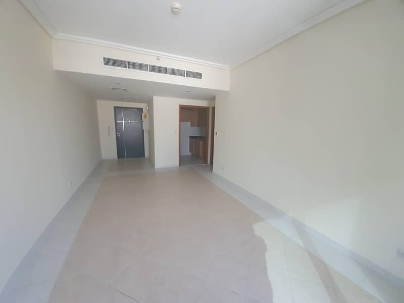 شقة في برج القرن 21،شارع الشيخ زايد 3 غرف 92000 درهم - 5101149