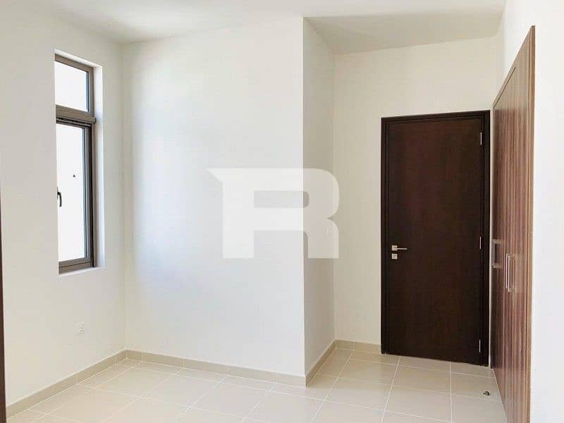 13 4br|Maid room|Study room|Covered Parking