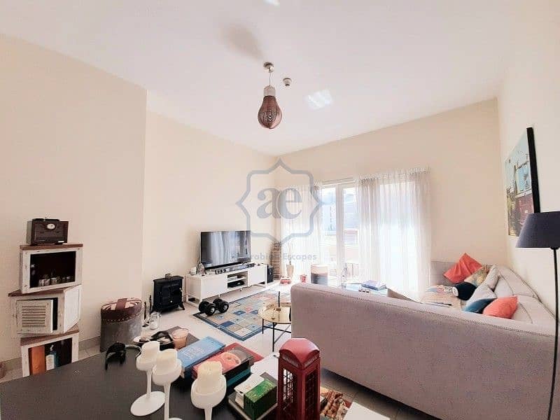 10 Amazing 1 Bedroom with Study l Tenanted