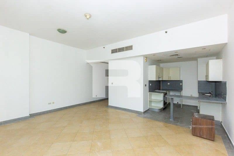 3 Studio Apt. W/ Balcony | Close to Metro