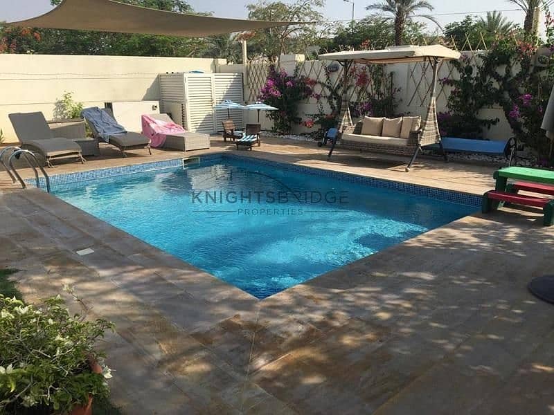 3 Bed Large | With Pool | Single Row