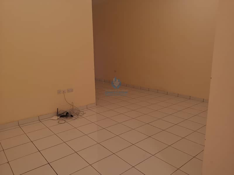 7 For rent nice beauty apartment in Al markhania