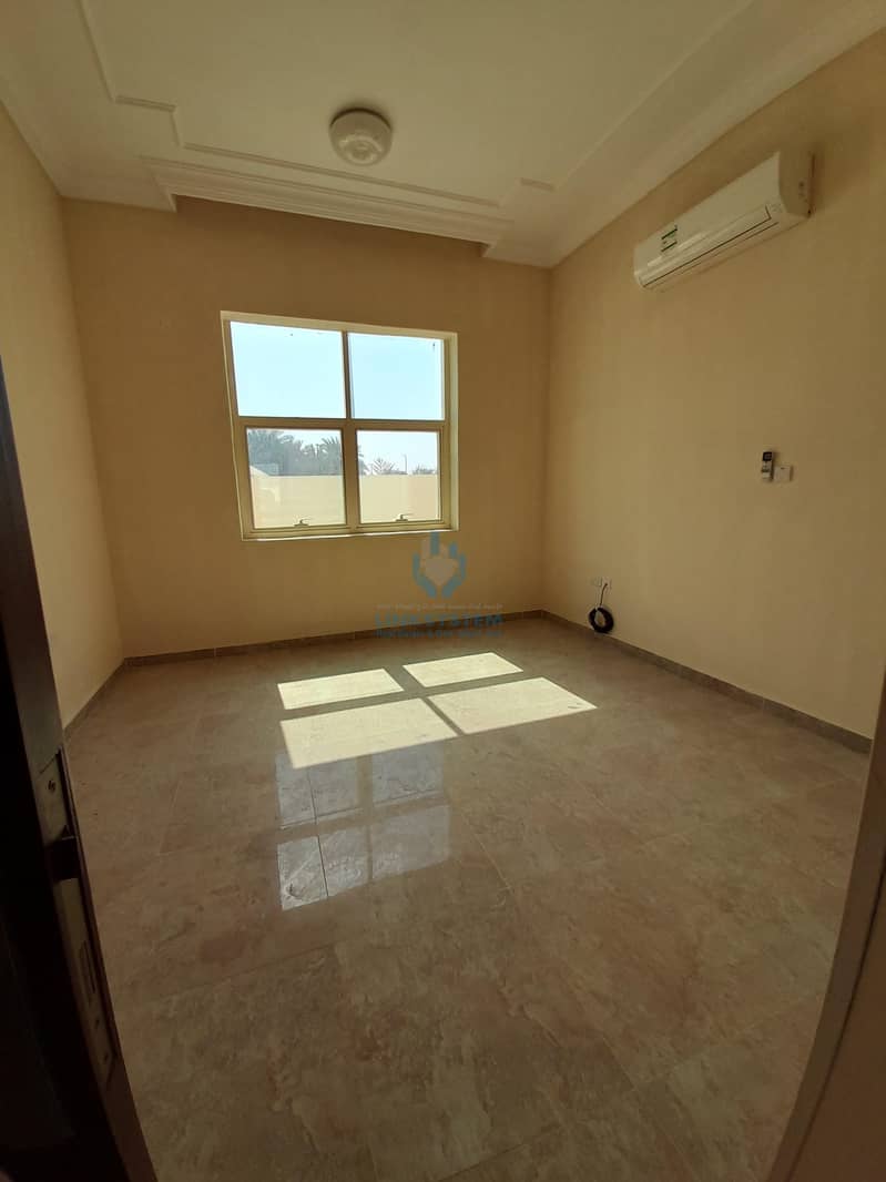 9 Compund villa 4bhk in Maqam AlAin