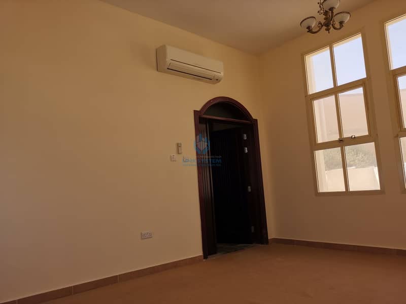 4 Nice villa for rent in shiab AL ashkhar