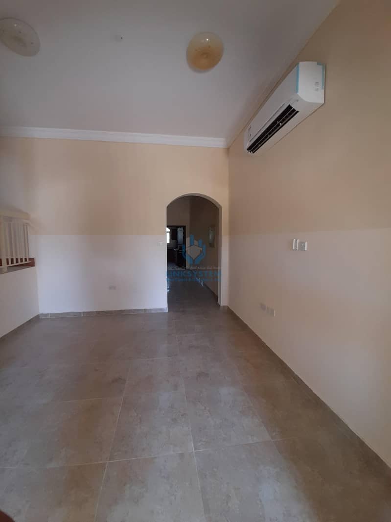 12 Compund villa 4bhk in Maqam AlAin