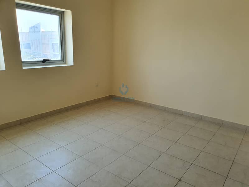 6 Spacious 3 bhk apartment for rent in Al murabba