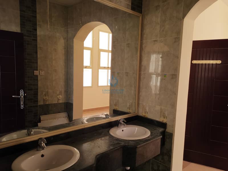 12 Nice villa for rent in shiab AL ashkhar
