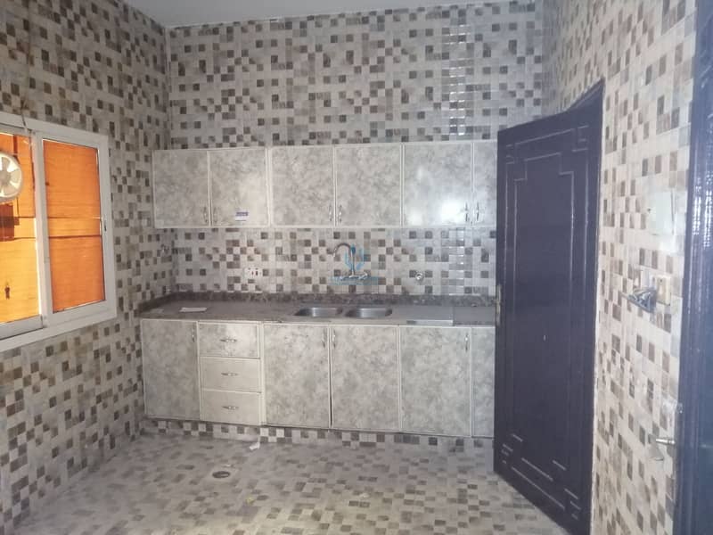 7 SPECIOUS 3BHK SEPARATE  ENTRANCE APARTMENT IN AL MUTARAD  Al Ain