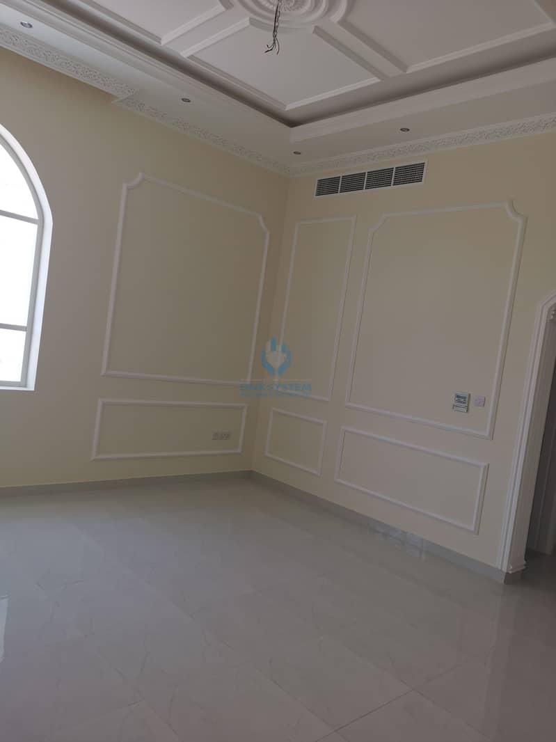4 Nice beauty villa for rent in Asharej
