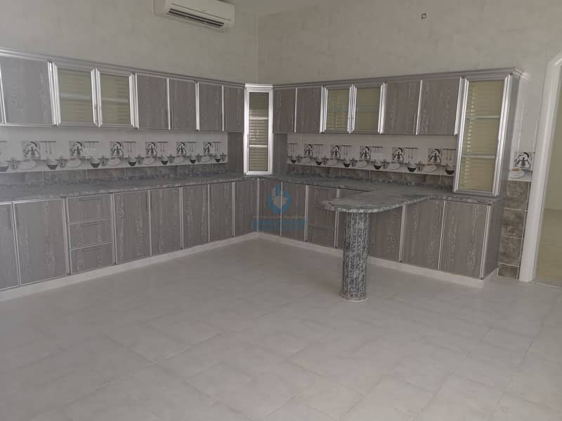 9 Nice beauty villa for rent in Asharej