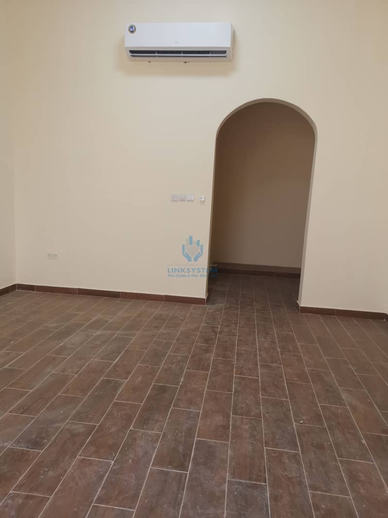 10 Villa new in zakher for rent