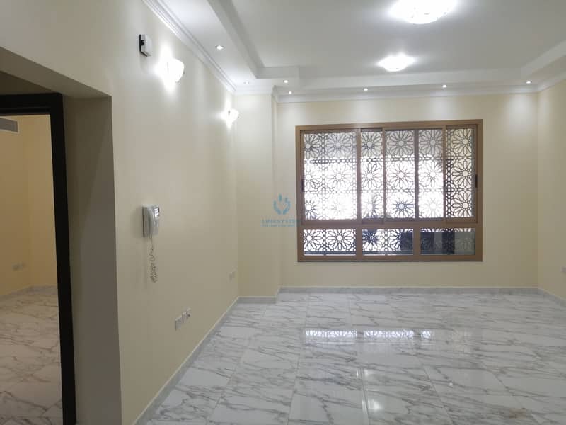 Квартира в Аль Мутарад, 2 cпальни, 40000 AED - 5519829