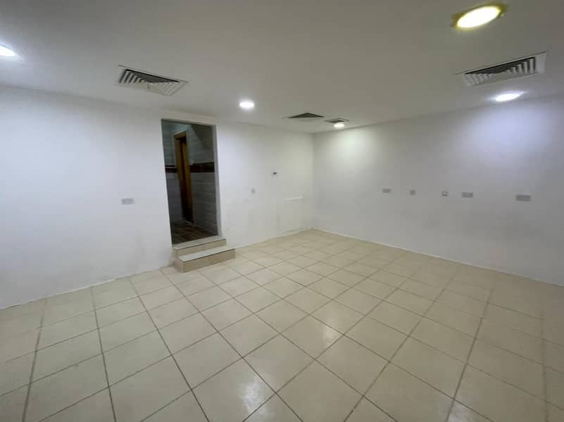 SPACIOUS STUDIO  FOR AFFORDABLE PRICE | 2000 Monthly