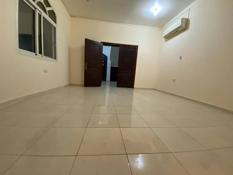 Gorgeous|Upgraded | Spacious Studio | Free Parking | 2300 Monthly