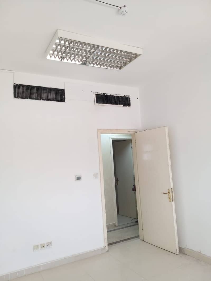 2 BEDROOM FOR NRENT IN ABU DHABI CITY 42K YEARLY