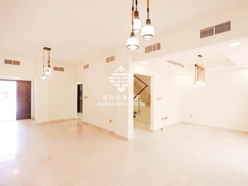 Spacious Townhouse | Vacant | Large Terrace
