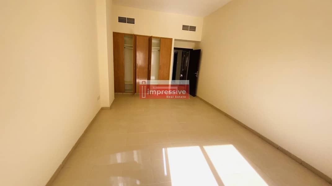 Huge 3 BR in Karama- 12 Cheques- Only family