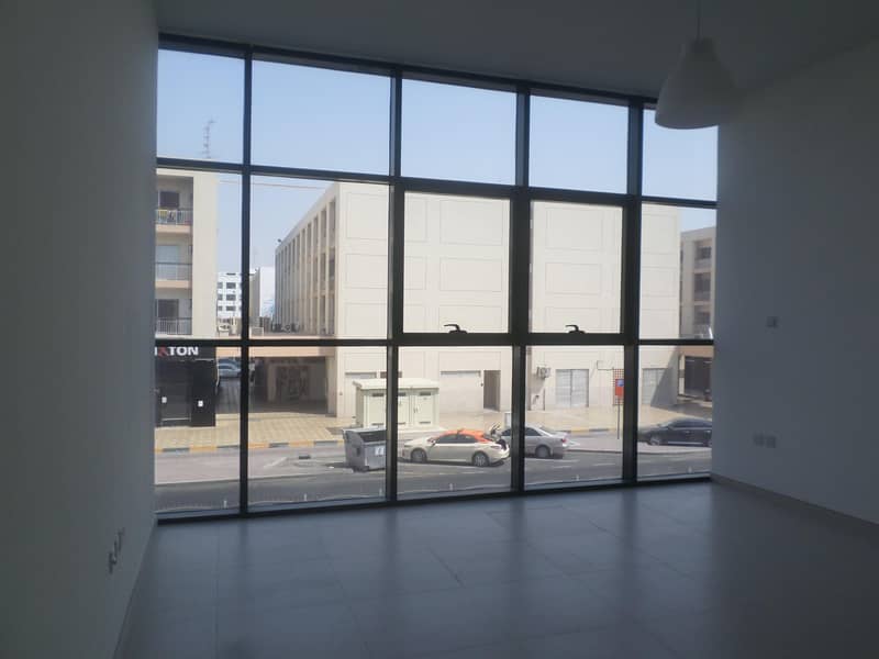 Brand New 2 BR in Karama- 12 Cheques
