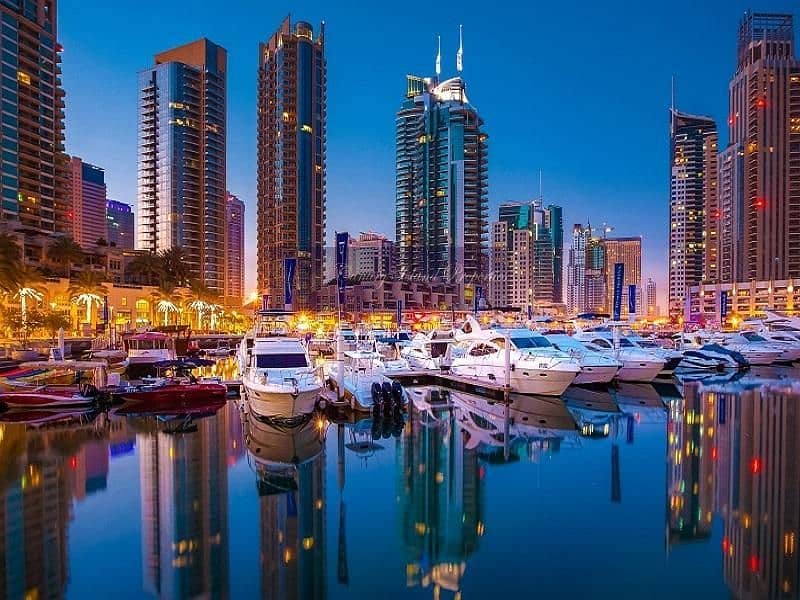 محل تجاري في دبي مارينا 90000000 درهم - 5390338