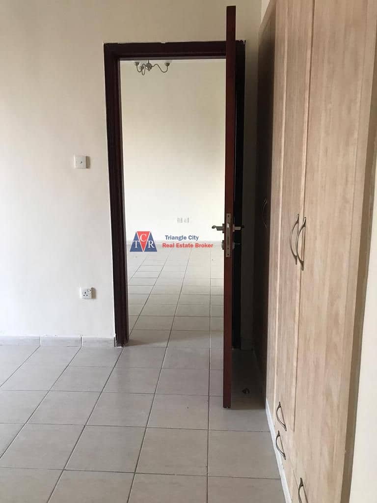 8 1bhk with balcony for sale in morocco cluster