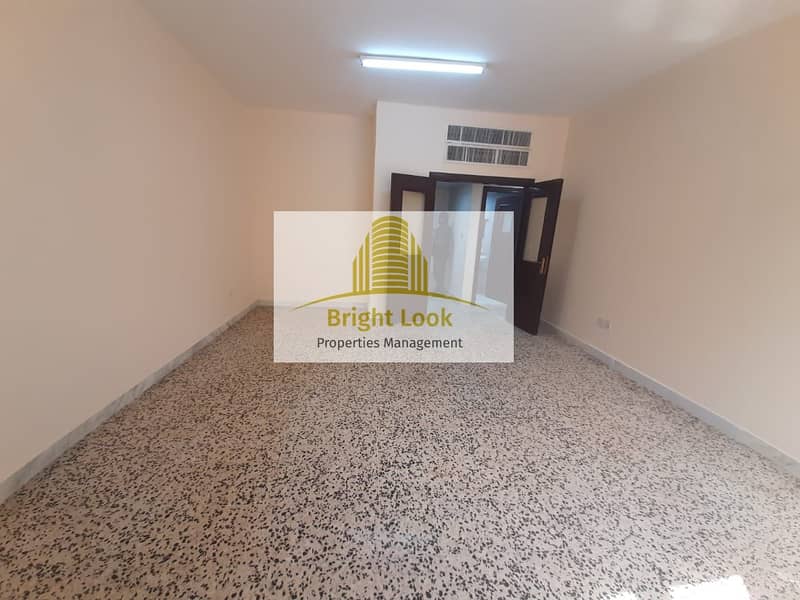 Квартира в улица Аль Фалах, 2 cпальни, 40000 AED - 5465347