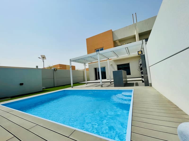 Private Swimming Pool | 3BR+Maidroom Villa in Reef 2 Samha