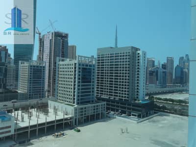 مکتب  للايجار في الخليج التجاري، دبي - مکتب في برج أوكسفورد الخليج التجاري 82000 درهم - 5320369