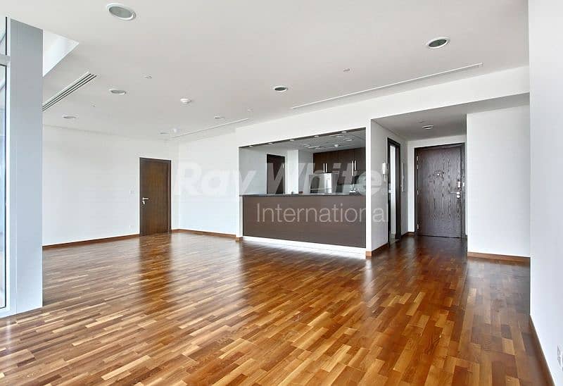 2 Spacious Luxury 3 Bedroom with DIFC View
