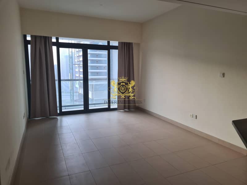 2 Hot Deal  1 Bed with Balcony in Lakeside JLT
