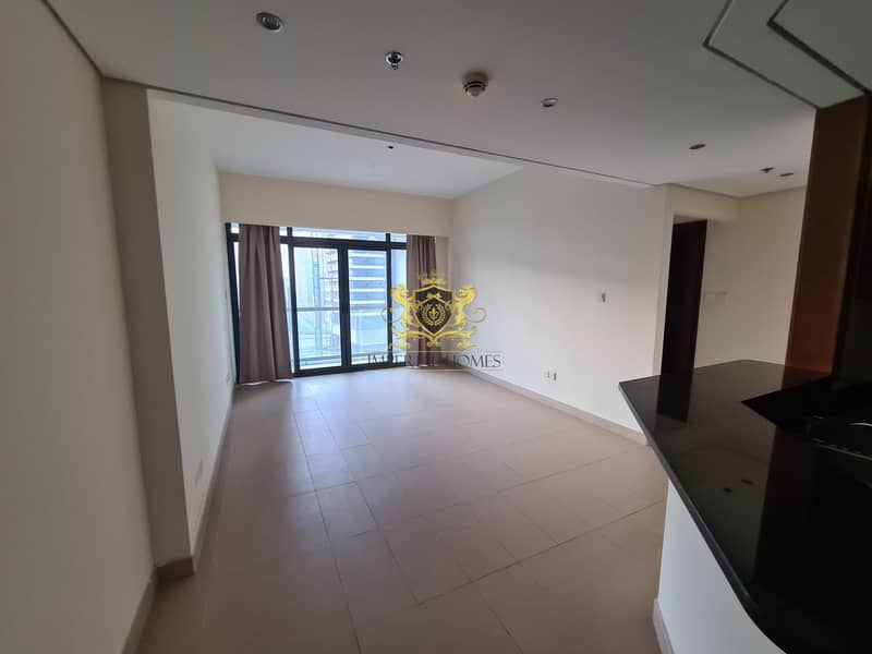 4 Hot Deal  1 Bed with Balcony in Lakeside JLT