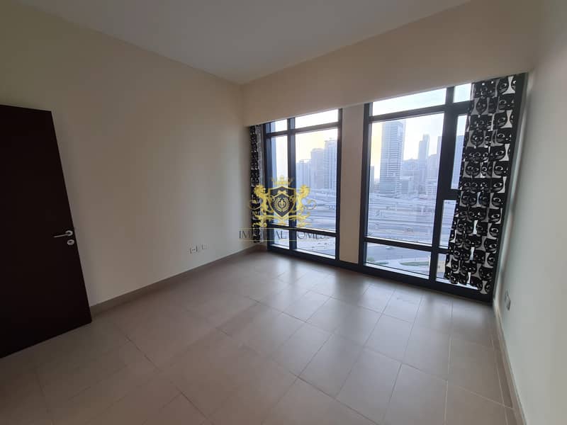 6 Hot Deal  1 Bed with Balcony in Lakeside JLT